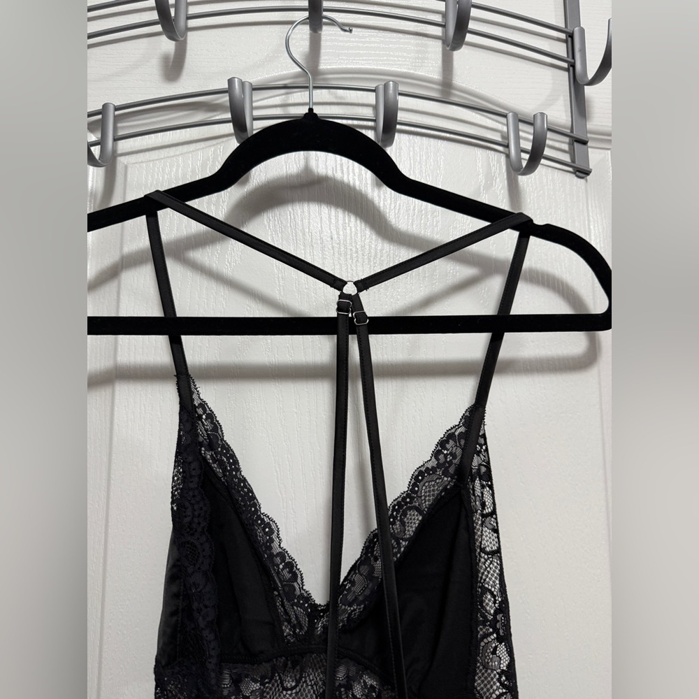 Forever 21 Black Lace Satin Lingerie Romper Teddy Sleepwear Women’s Size Small - Picture 4 of 15